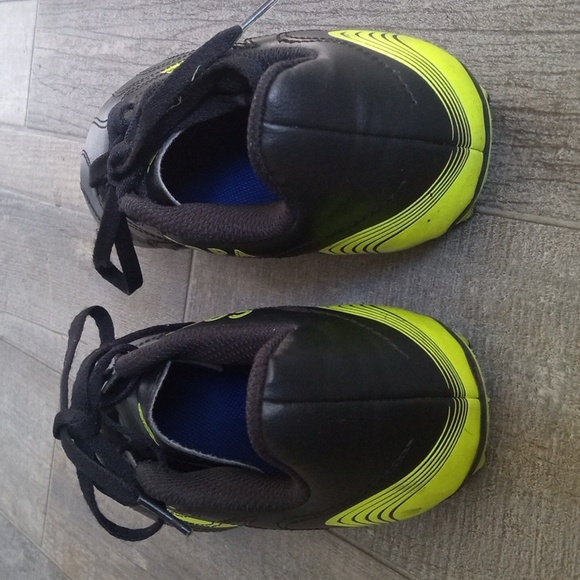 Adidas  Soccer Cleats Black, Green - Picture 3 of 6